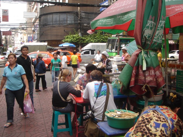 The street stall with those incredible noodles
