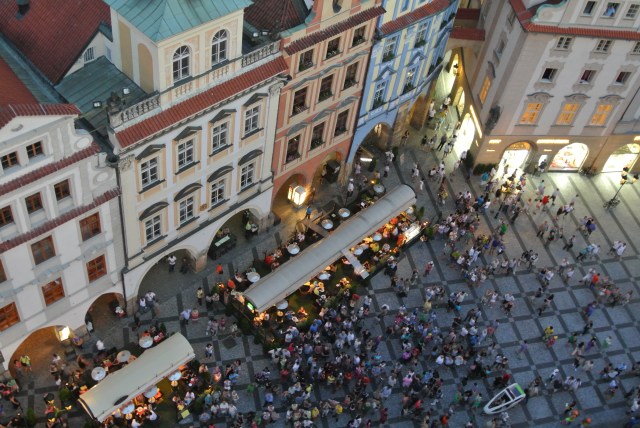 Our voyeuristic view of the crowded square