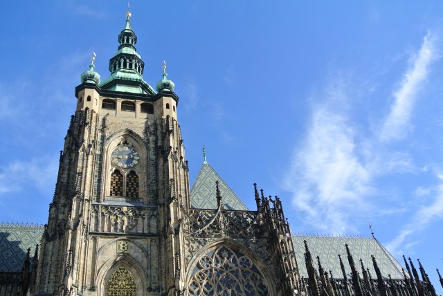 Saint Vitus Cathedral: Not so welcoming before noon on Sunday...