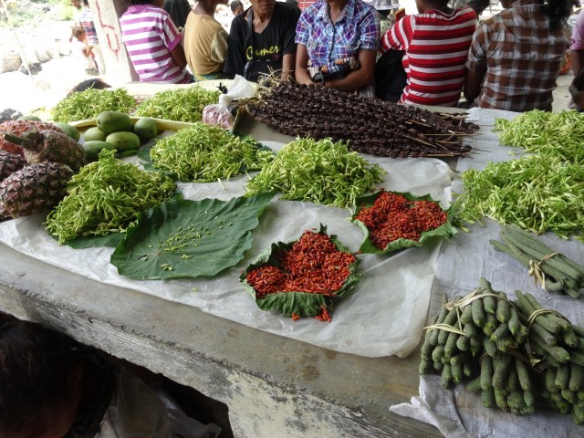 Fresh fare in the market of Beloi
