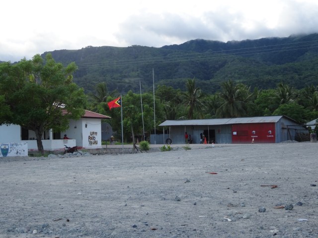 The heart of Beloi with its Post Office and General Store (and that is pretty much it, although there is a Church somewhere as well)