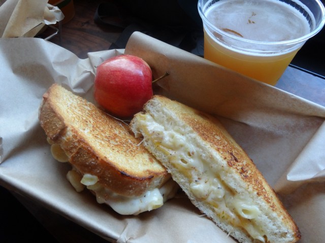 My 'Mac n Cheese' selection... tasty indeed!