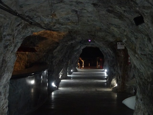 Boogie under bedrock? The Mina el Eden nightclub