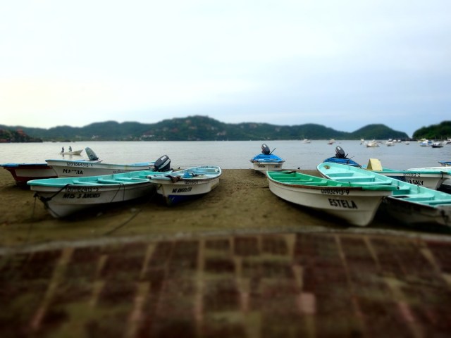 A gloomy day, even down on the shore