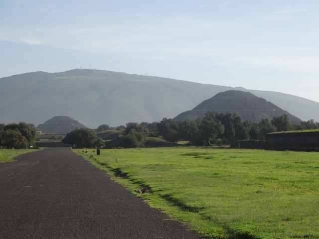 08:30 in the morning, and no other tourists in sight!
