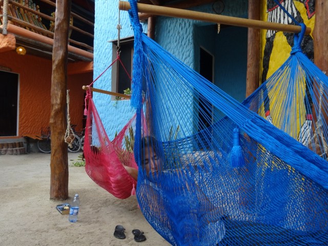 A lively lot on our first Holbox morning...