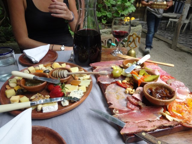 Cheese and wine delight in San Juan la Laguna