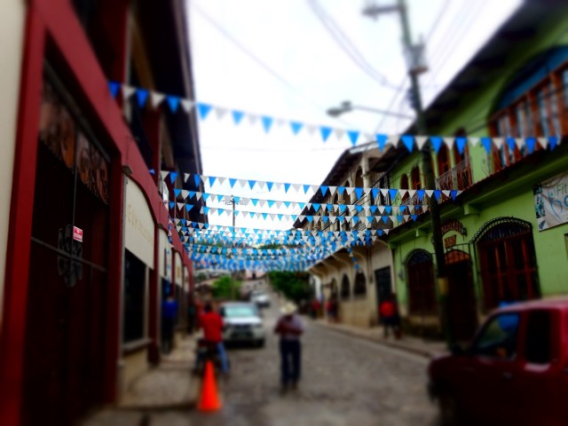Honduran pride… or is it Guatemalan, El Salvadorian or Nicaraguan? (They all share blue & white as their national colours)