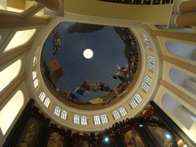 Another stunningly decorated dome