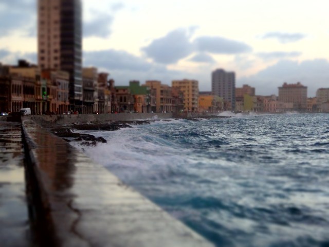 Rough seas on the Malecon