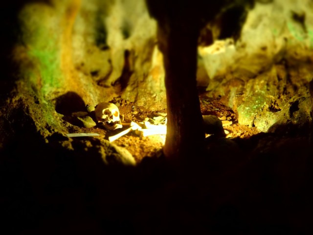Showcasing the ancient burial chamber