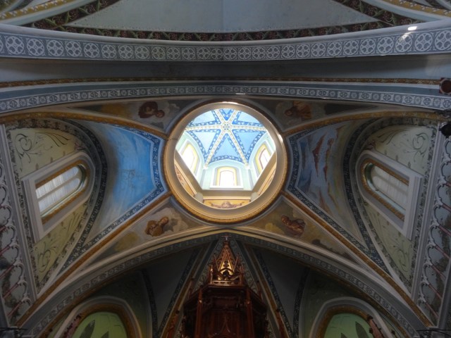 Inside, a most stunning ceiling all to ourselves