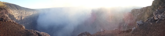 Volcan Masaya in the late afternoon sun (Click on image to enlarge)