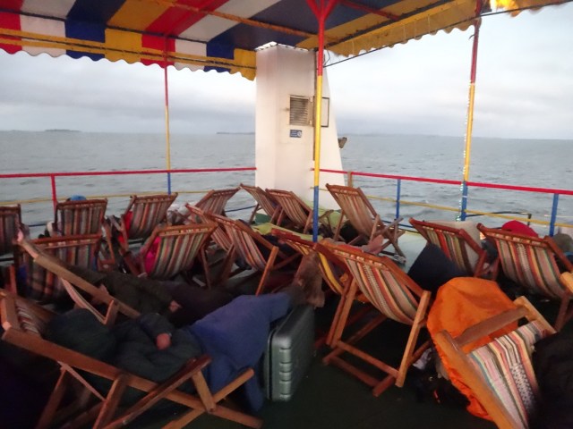 Deck class. A full $30.00 Cordoba more expensive and surely more comfortable than our 'bench/floor' class!