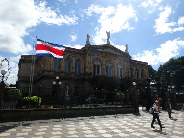 Some lovely history: Teatro Nacional