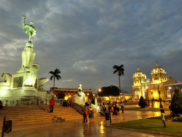 Beautiful Trujillo’s lovely Plaza de Armas