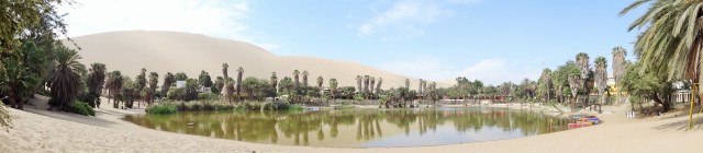 What else is there in Huacachina? (Click on image to enlarge)