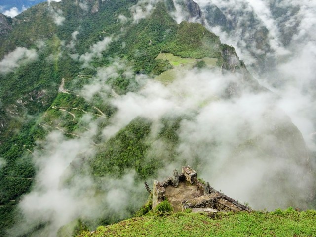 Losing the vista behind the clouds