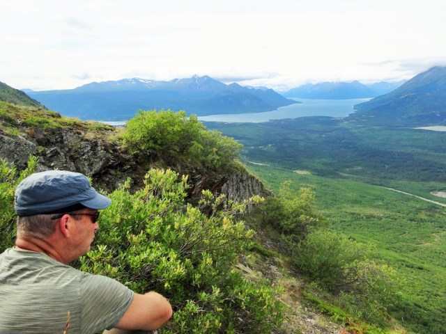 Dave contemplates whether he should share a trail bar with these gluttonous Australians