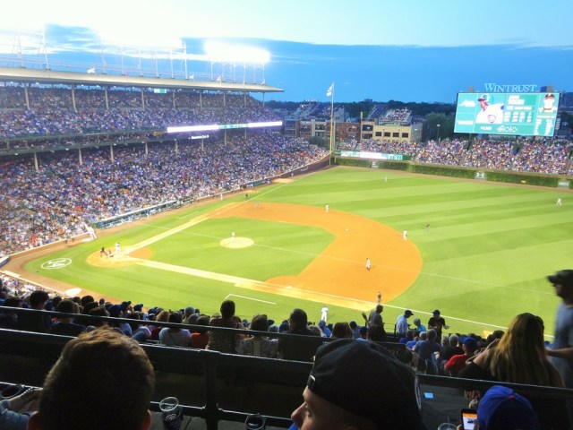 Catching our secund Giants and first Cubs game