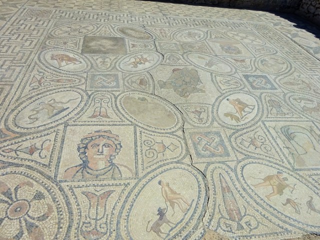 Yet another impressive piece of ceramic (rather many pieces) flooring